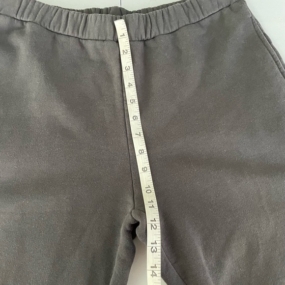 Filosofia Women’s Large (runs small) Gray Thick Bell Bottom Sweatpants Pockets - Picture 5 of 9